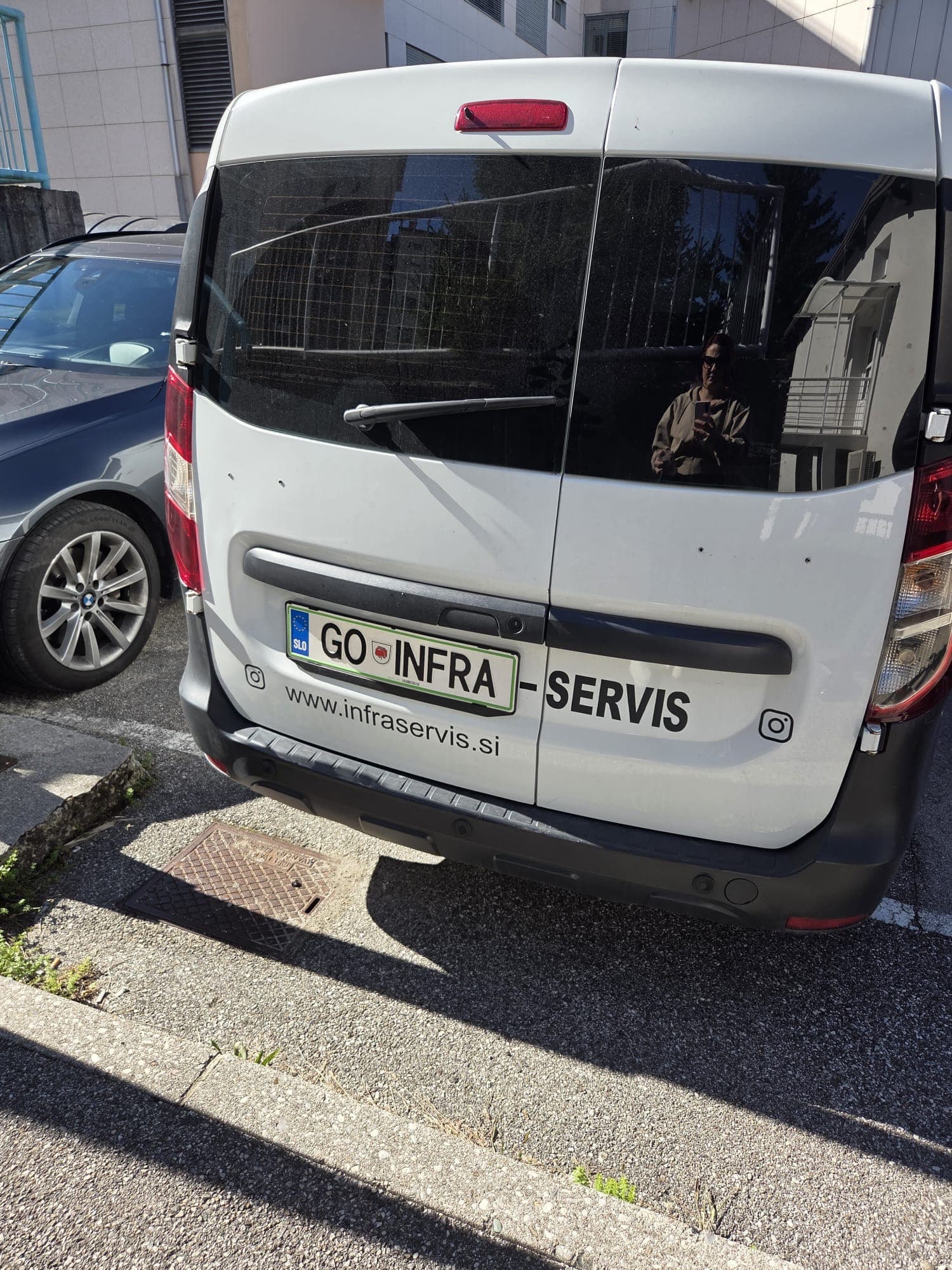 Aleš Seles servira infra napravo